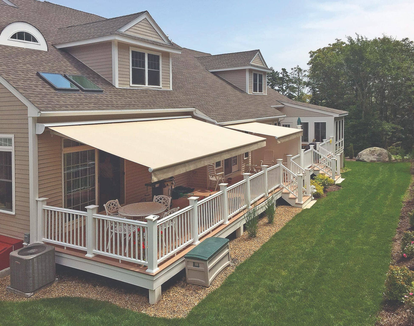 SummerSpace® Aluminum Hood – WeatherGuard™ Protection for Your Awning