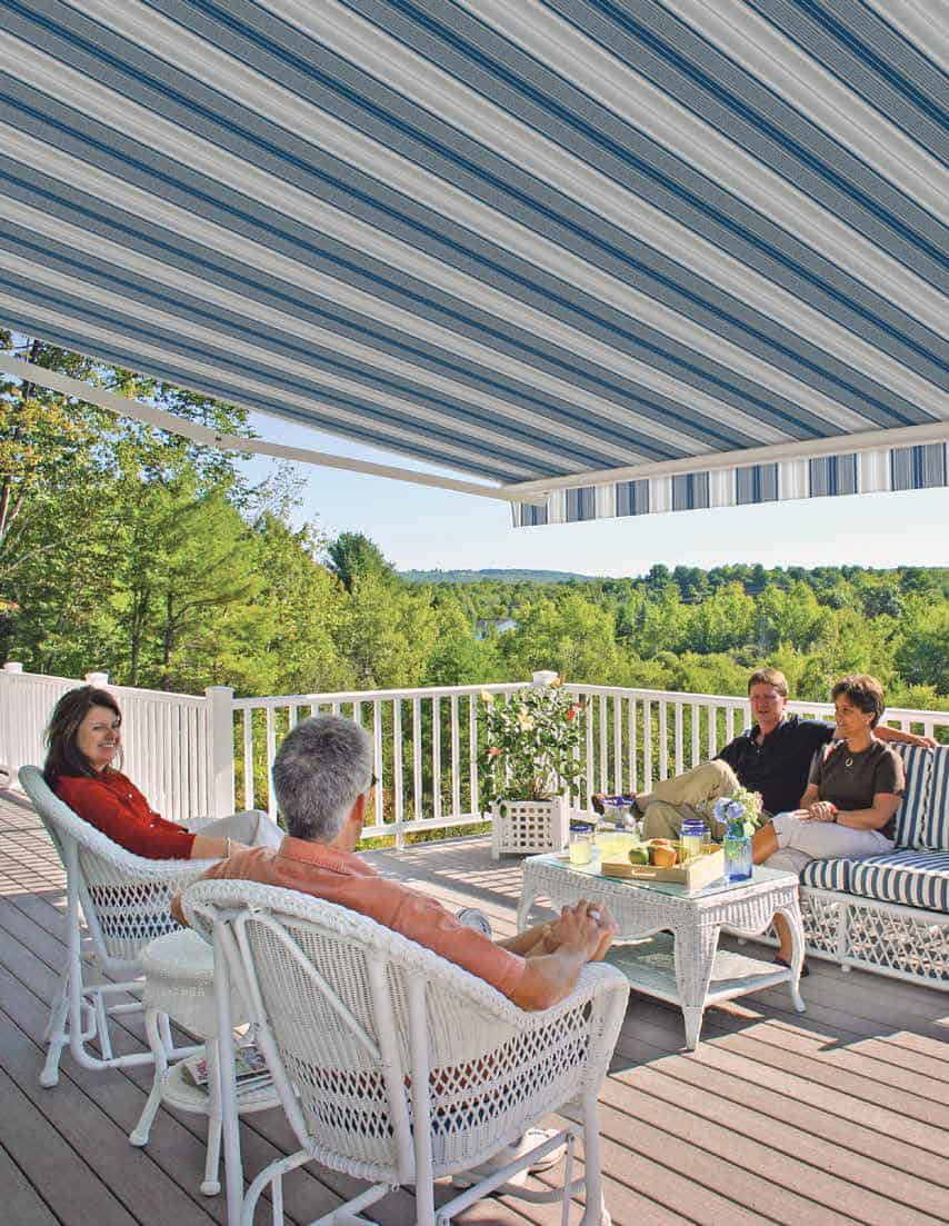 SummerSpace® Traditional Retractable Awning